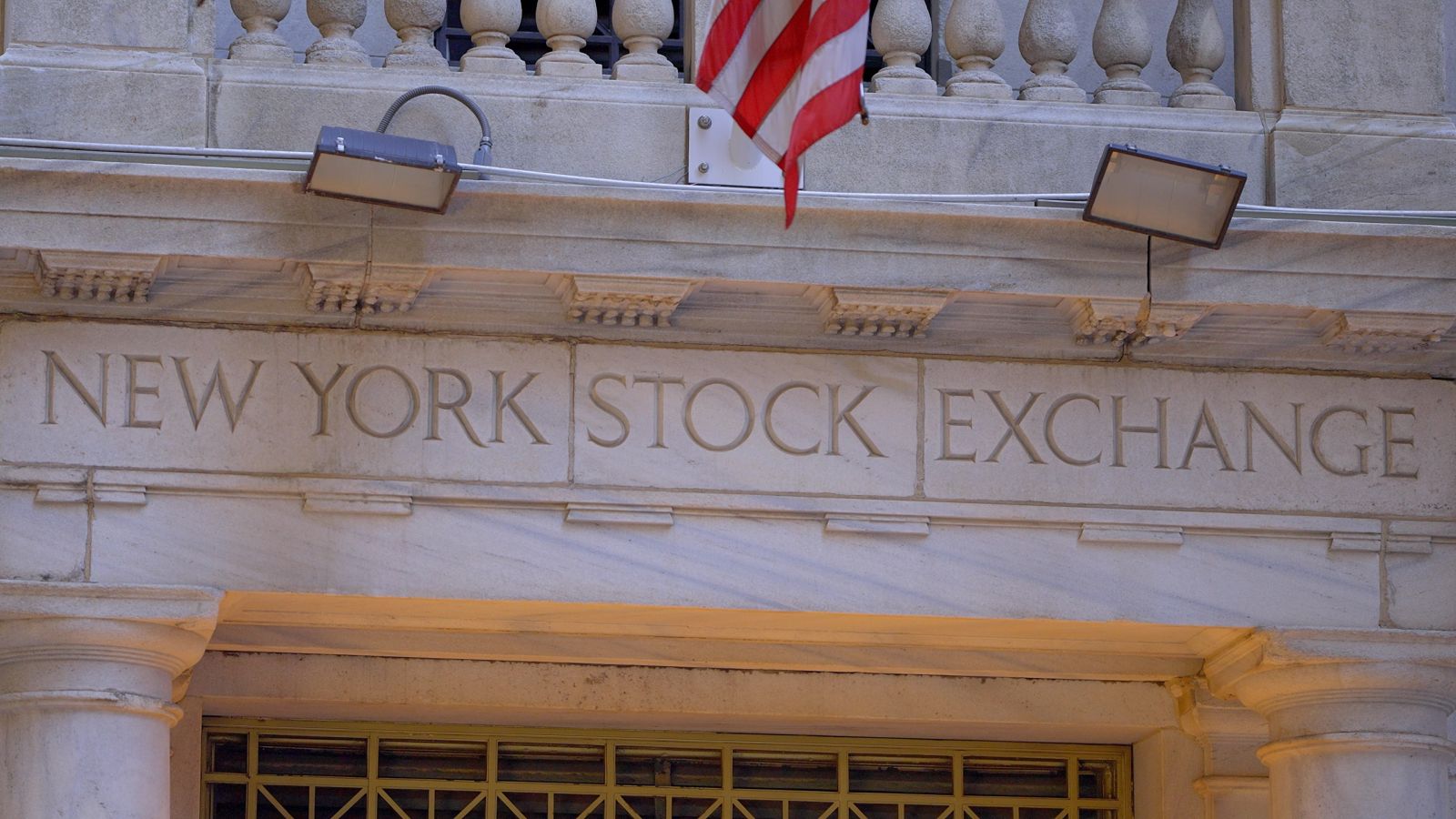 Stocks Settle Lower as Crude Oil Prices Jump